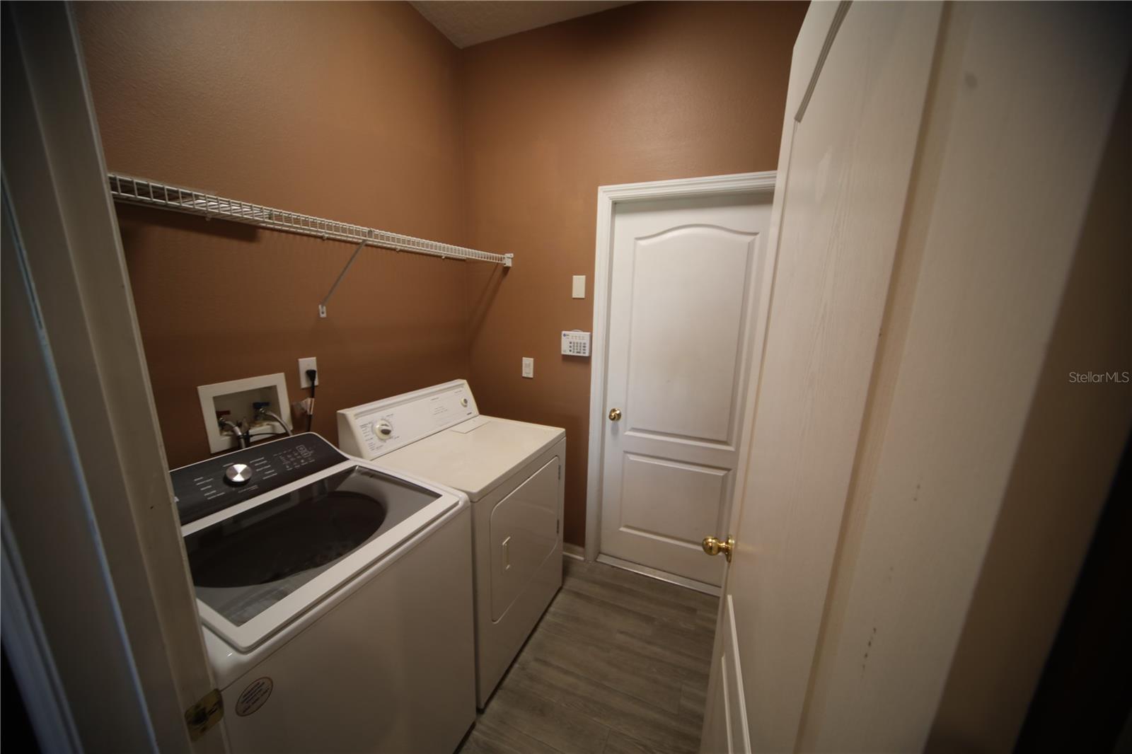 Image 11 of 22 For 7711 Dryden  