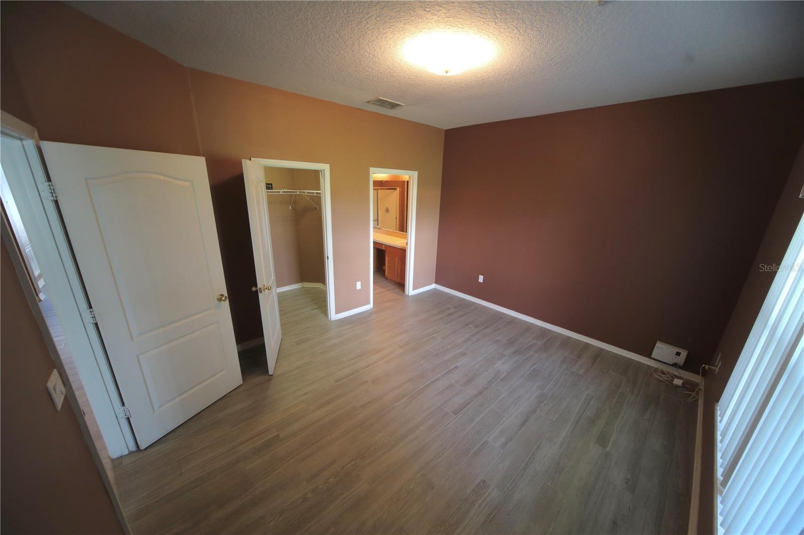 Image 13 of 22 For 7711 Dryden  