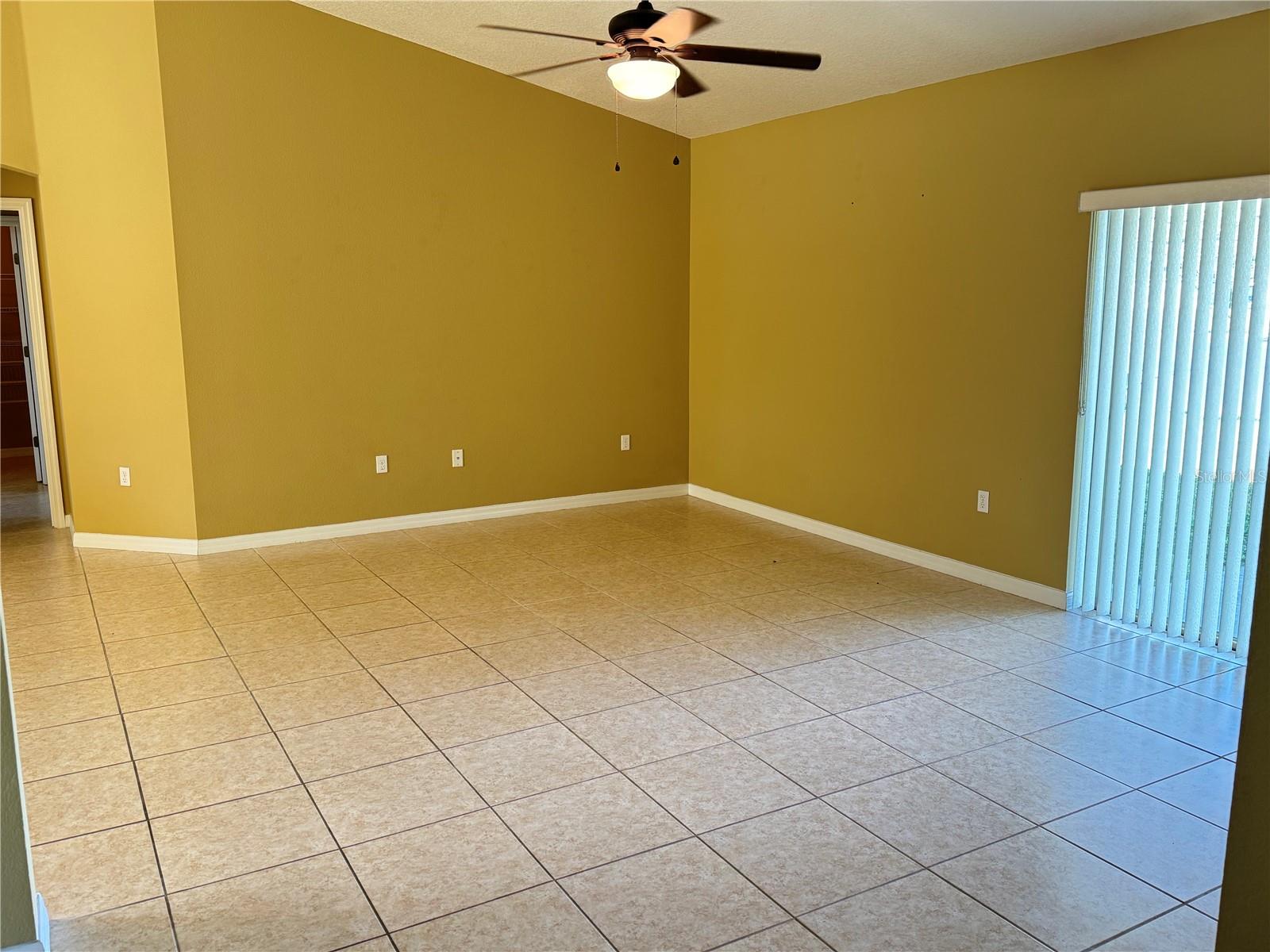 Image 12 of 20 For 4026 Marina Isle Drive