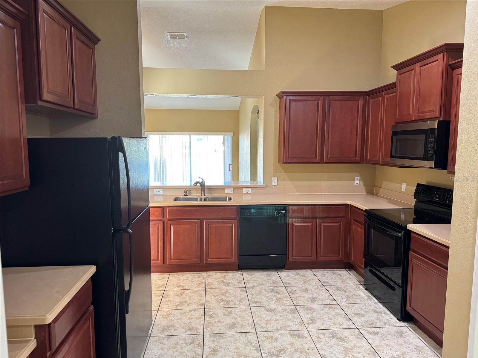 Image 3 of 20 For 4026 Marina Isle Drive