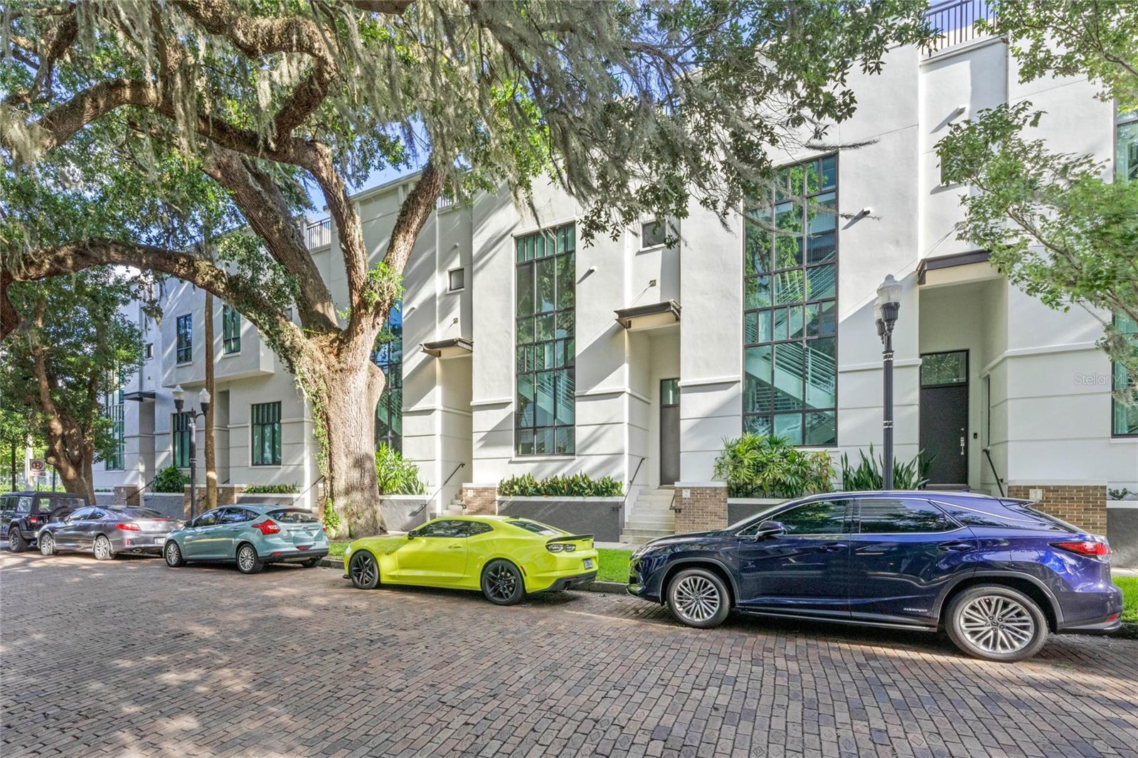 Image 2 of 42 For 460 Jackson Street 3