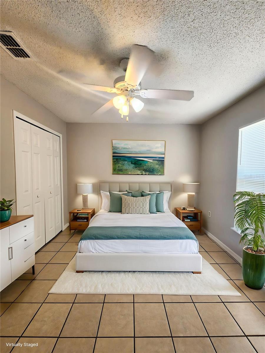 Image 4 of 22 For 1112 Chesterfield Court