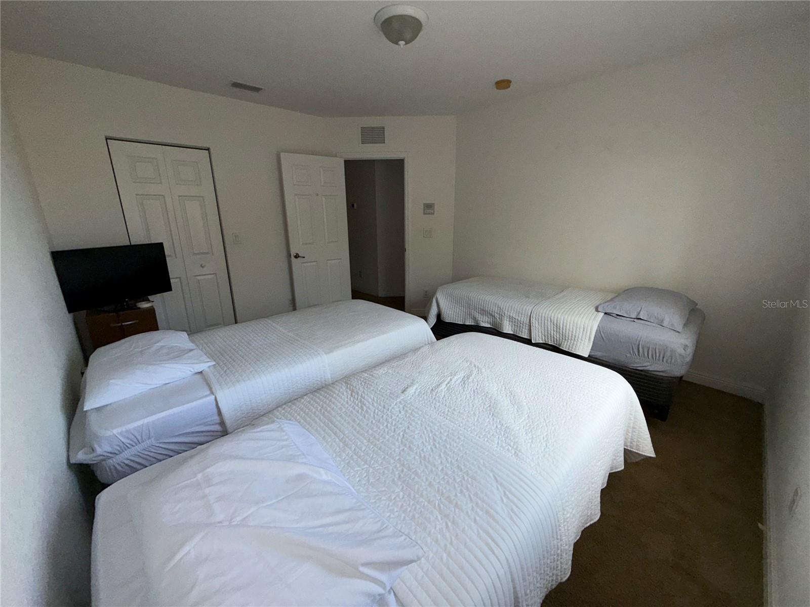 Image 20 of 33 For 3353 Antica Street