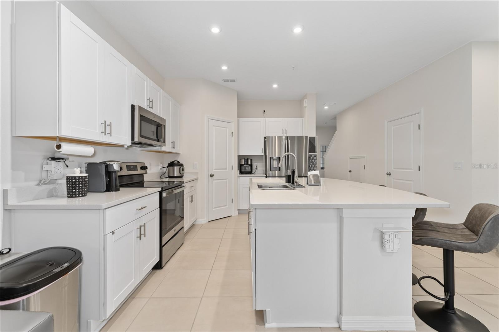 Image 19 of 37 For 2121 Crystal Bell Street
