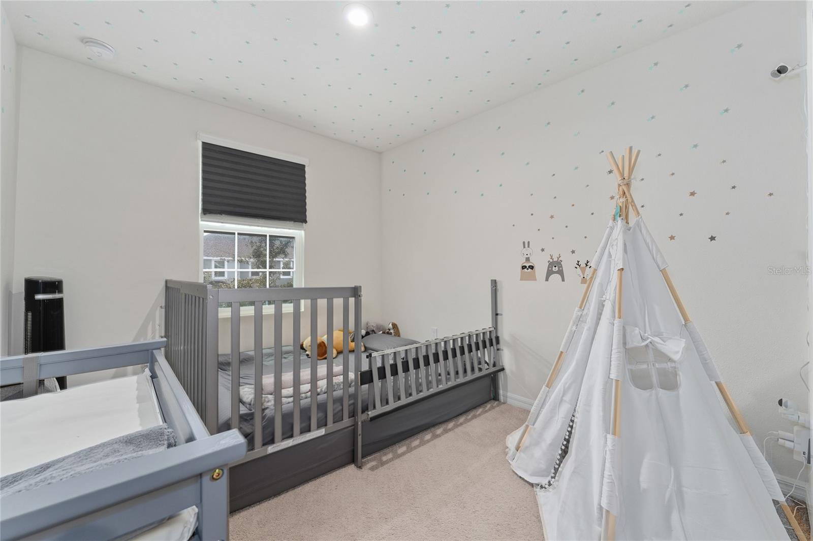 Image 30 of 37 For 2121 Crystal Bell Street