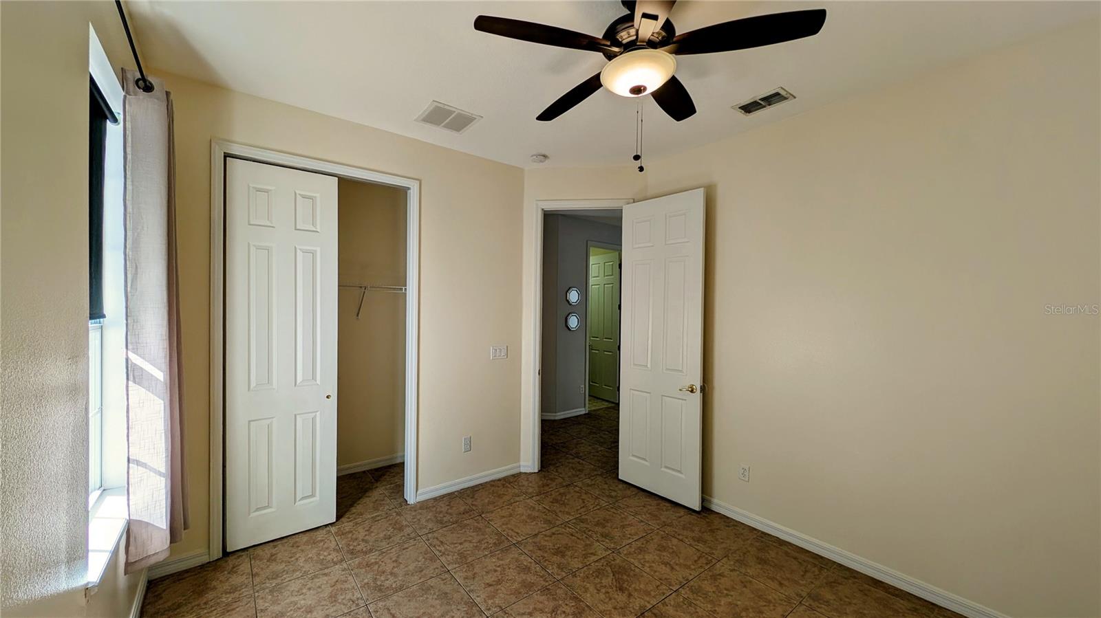 Image 20 of 23 For 2212 Stone Lake Court