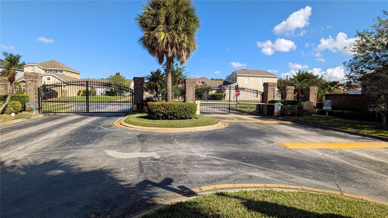 Image 5 of 23 For 2212 Stone Lake Court