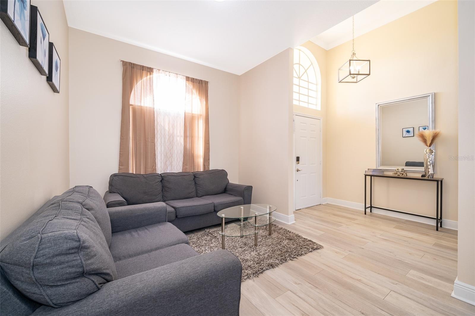 Image 10 of 31 For 2715 Rismen Court