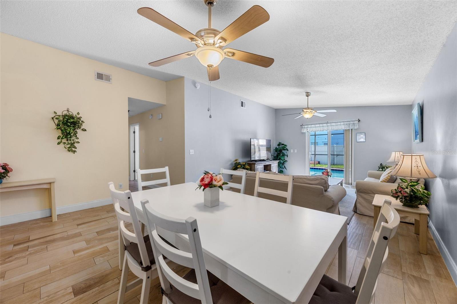 Image 13 of 72 For 4729 Windwood Drive