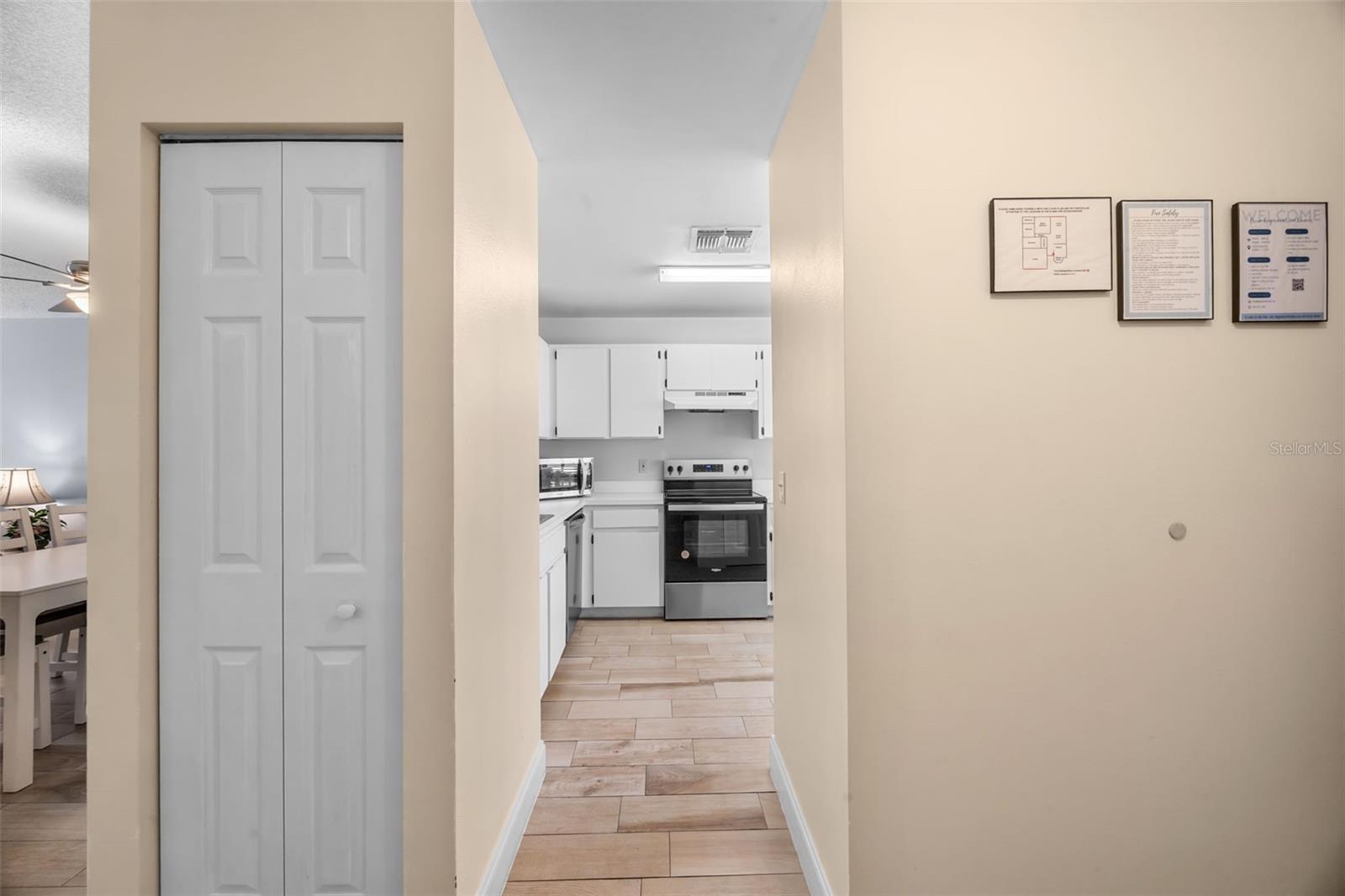 Image 25 of 72 For 4729 Windwood Drive