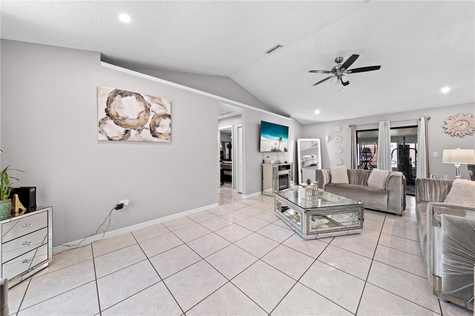 Image 11 of 45 For 500 16th Street