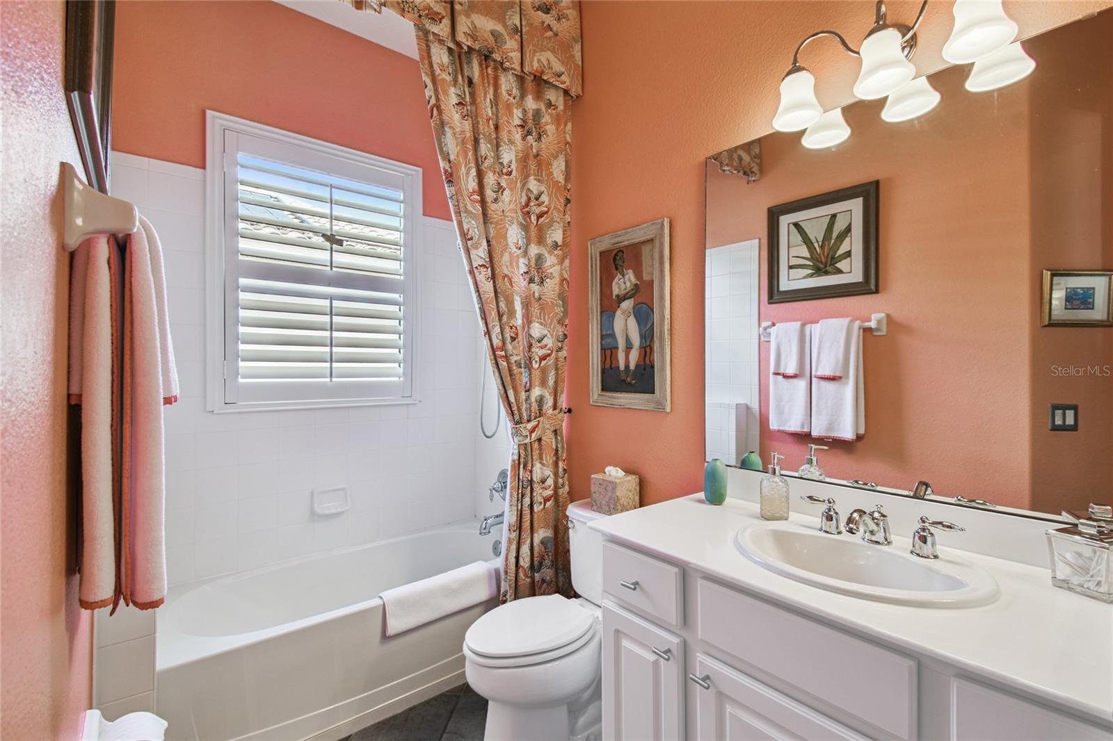 Image 32 of 72 For 196 Indian Wells Ave