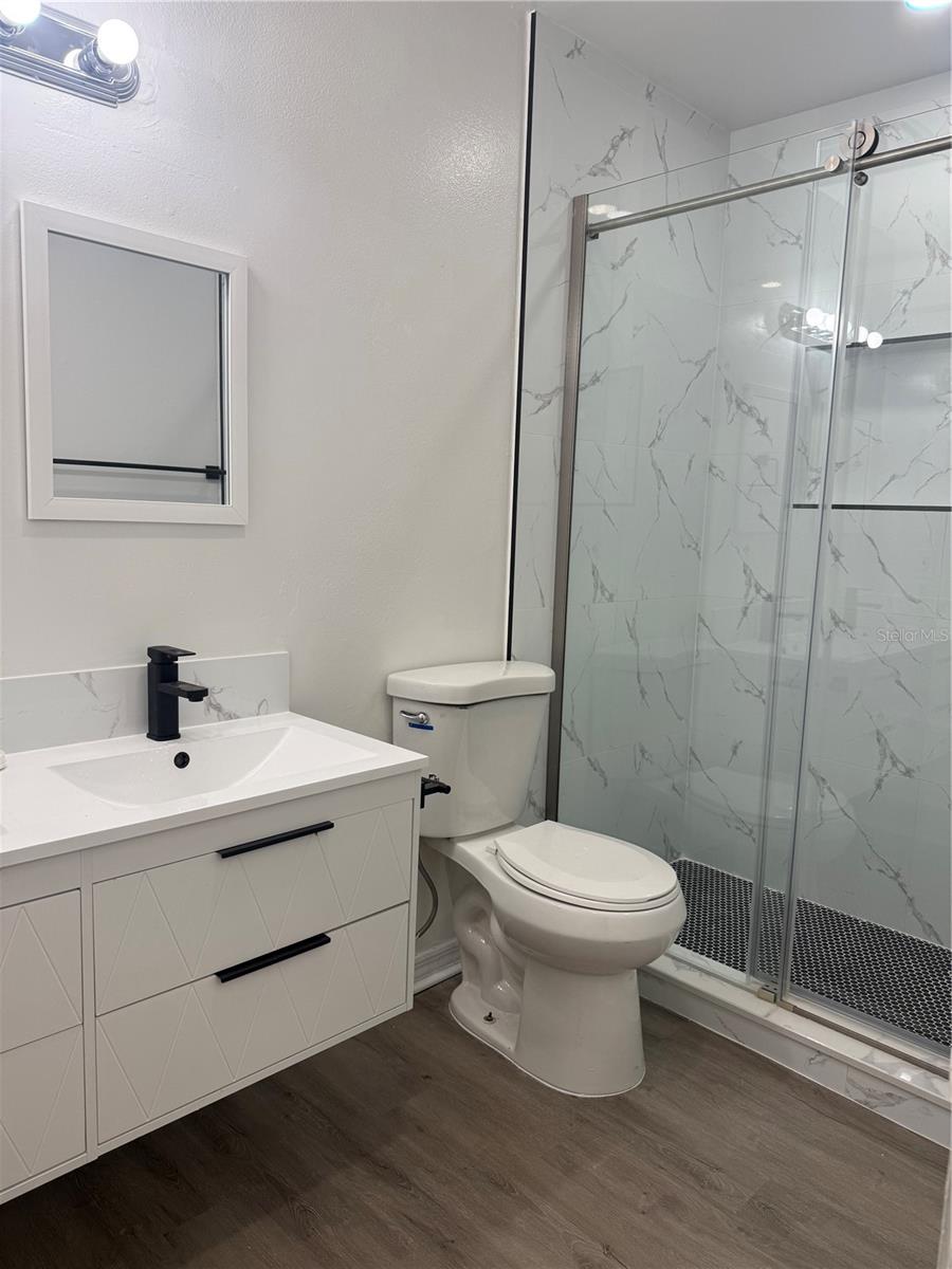 Image 12 of 26 For 2647 Surrey Court 2647