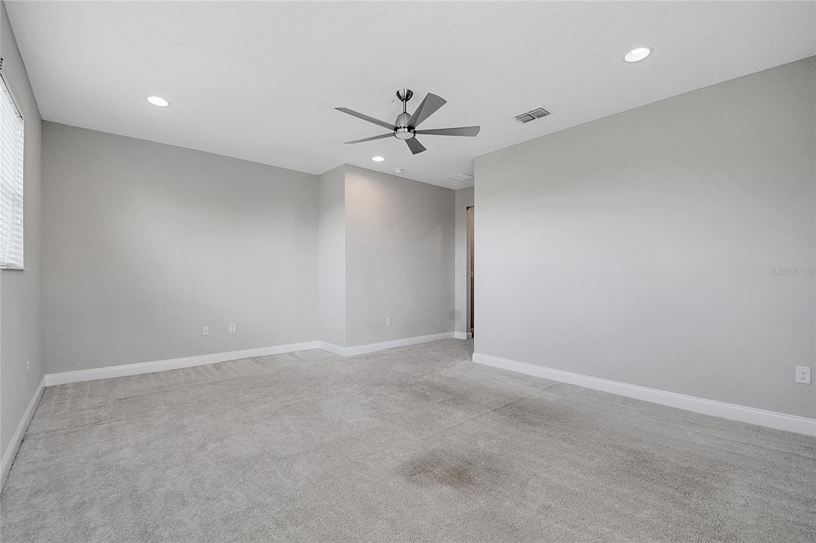 Image 32 of 44 For 1144 Narcoossee Del Sol Boulevard