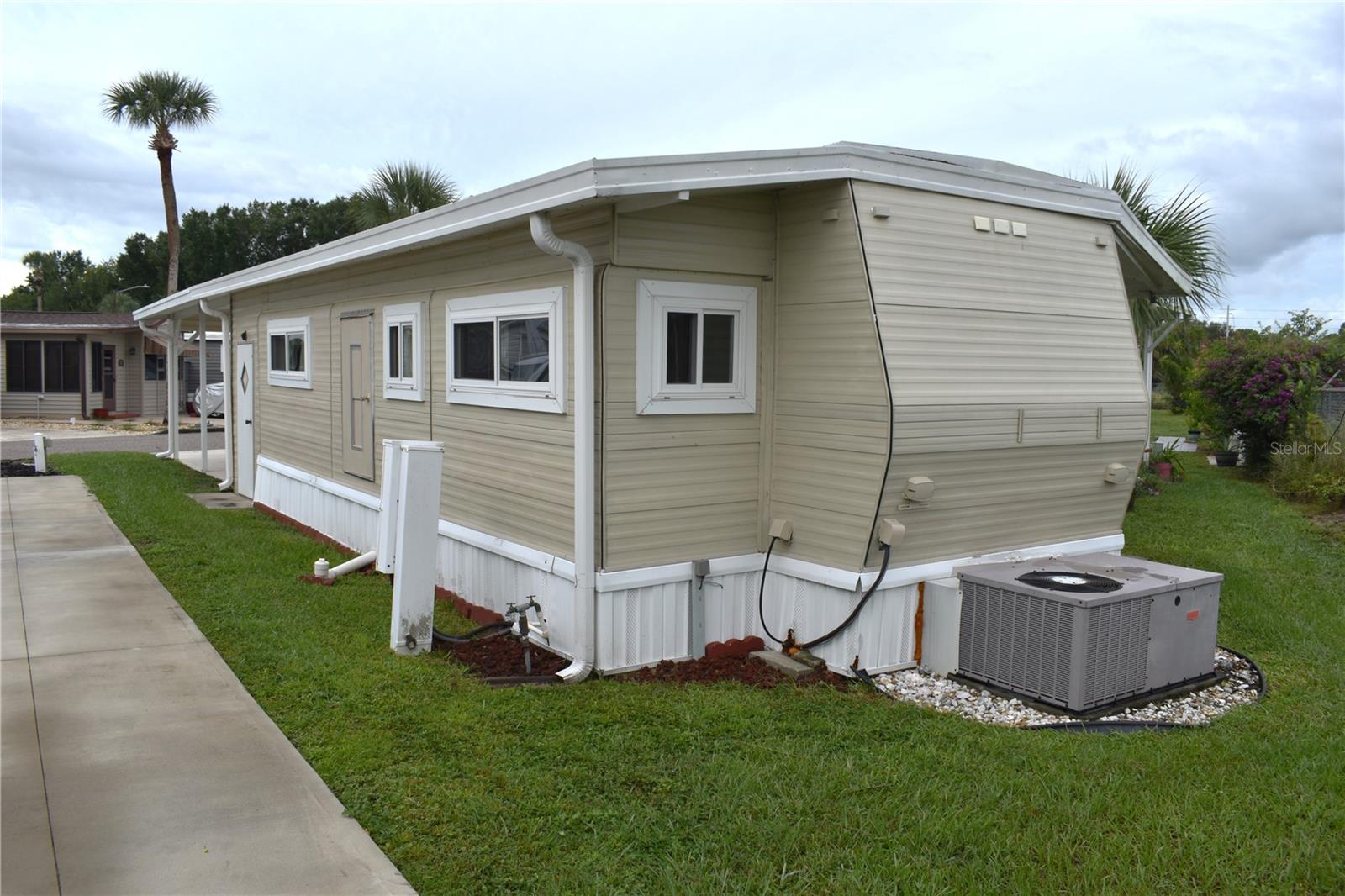 Image 2 of 17 For 9000 Us Hwy 192  52