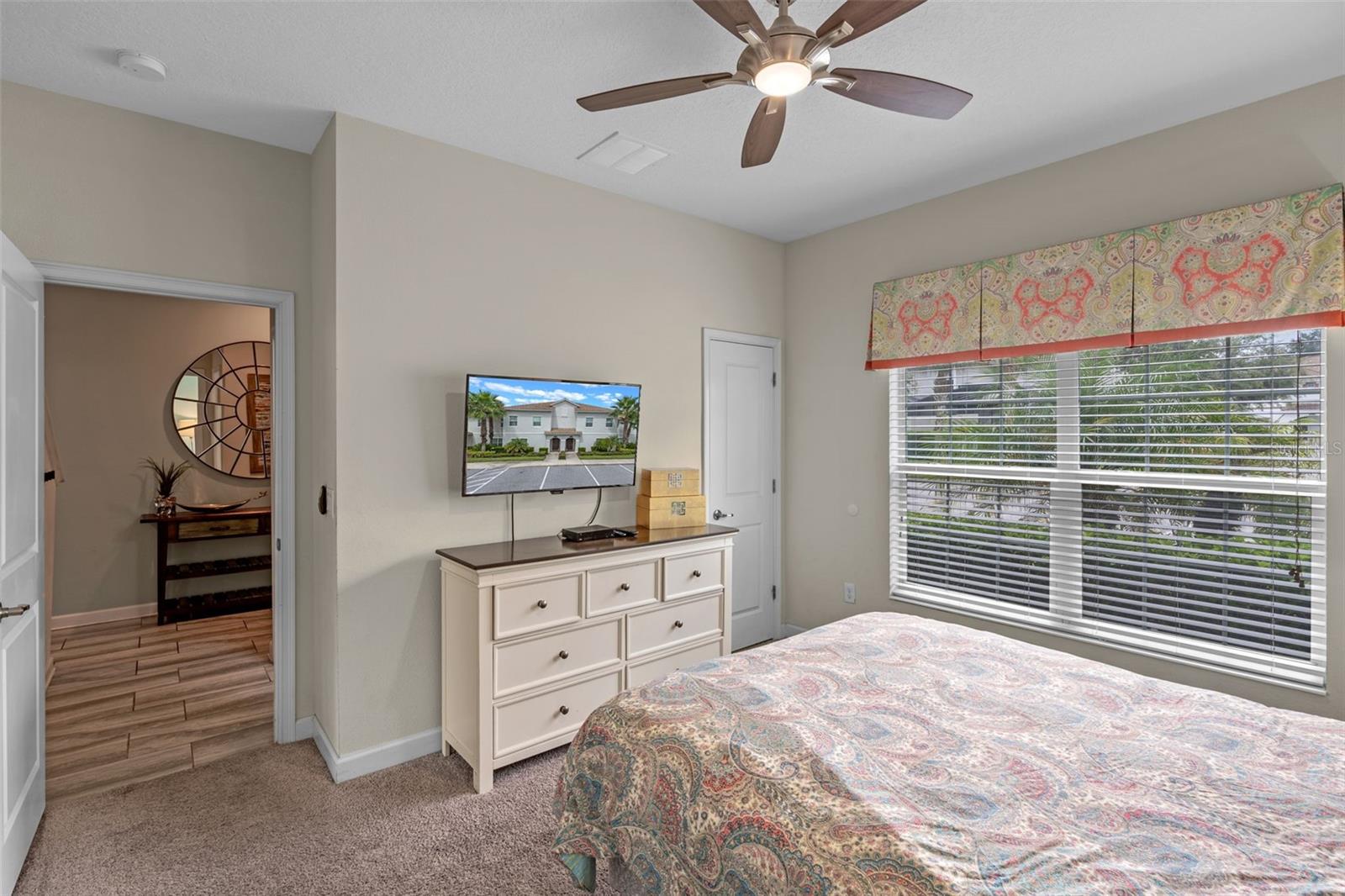 Image 19 of 52 For 9059 Dogleg Drive