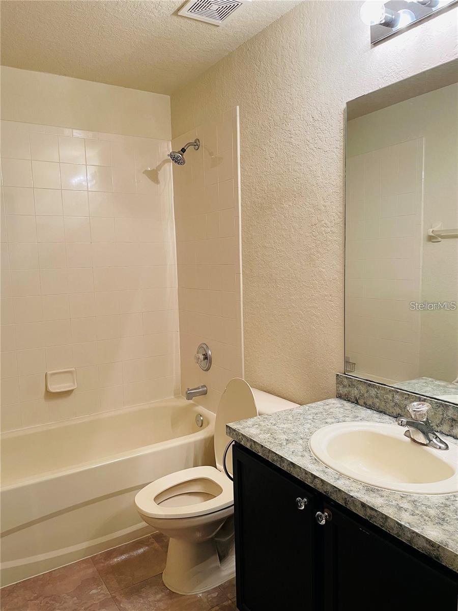 Image 10 of 12 For 3084 Ashland Lane N