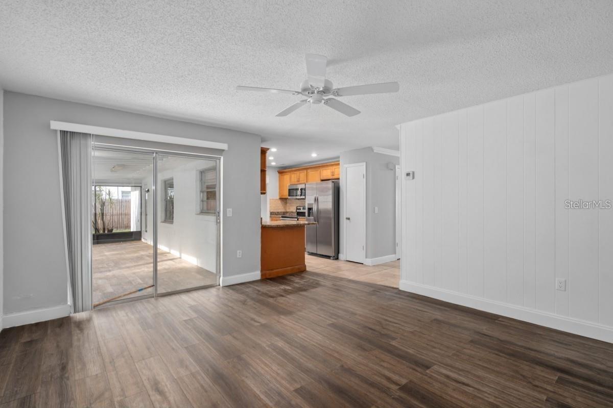 Image 2 of 24 For 6928 Sugarbush Drive