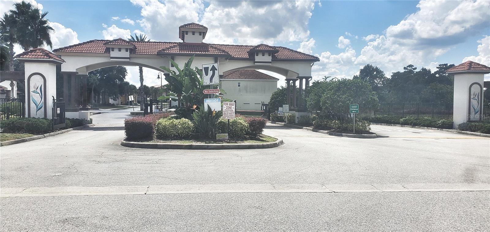 Image 3 of 25 For 525 Paloma Drive