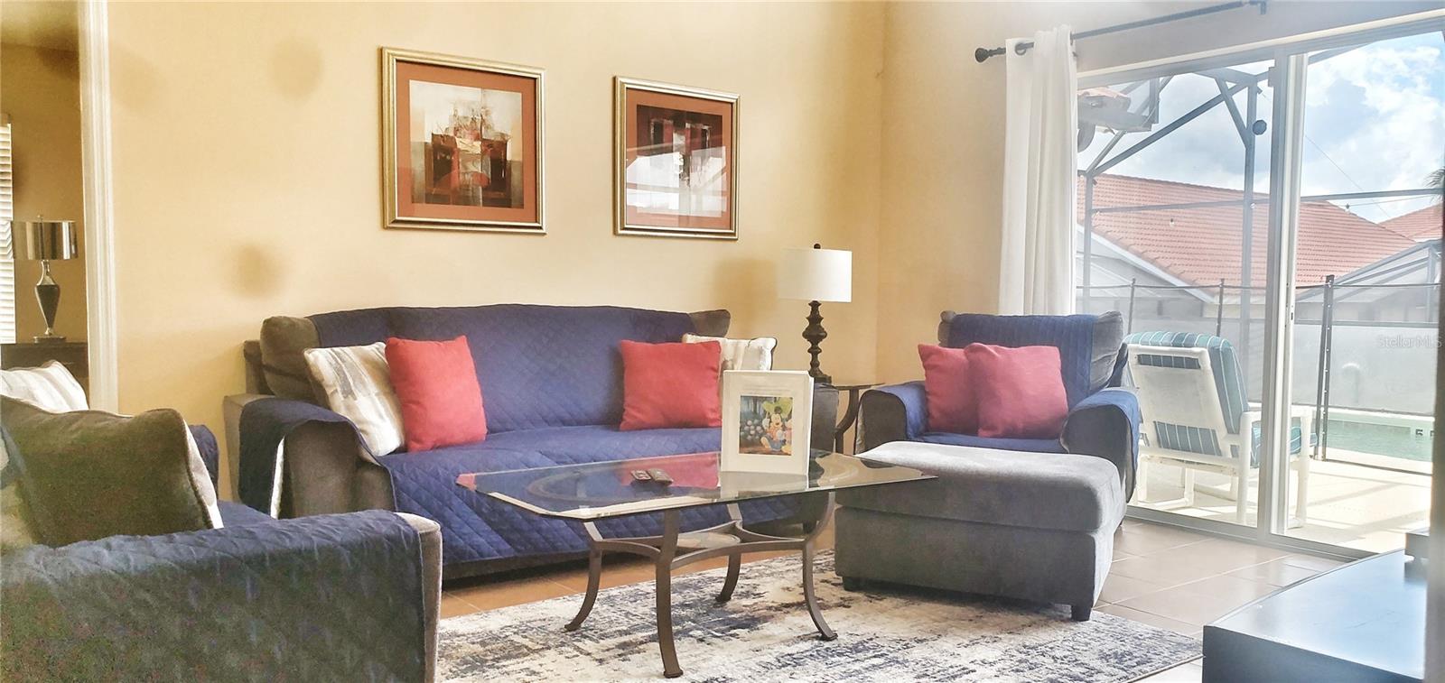 Image 8 of 25 For 525 Paloma Drive