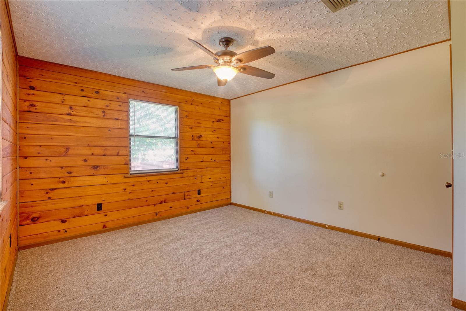 Image 16 of 22 For 1674 Orange Lane