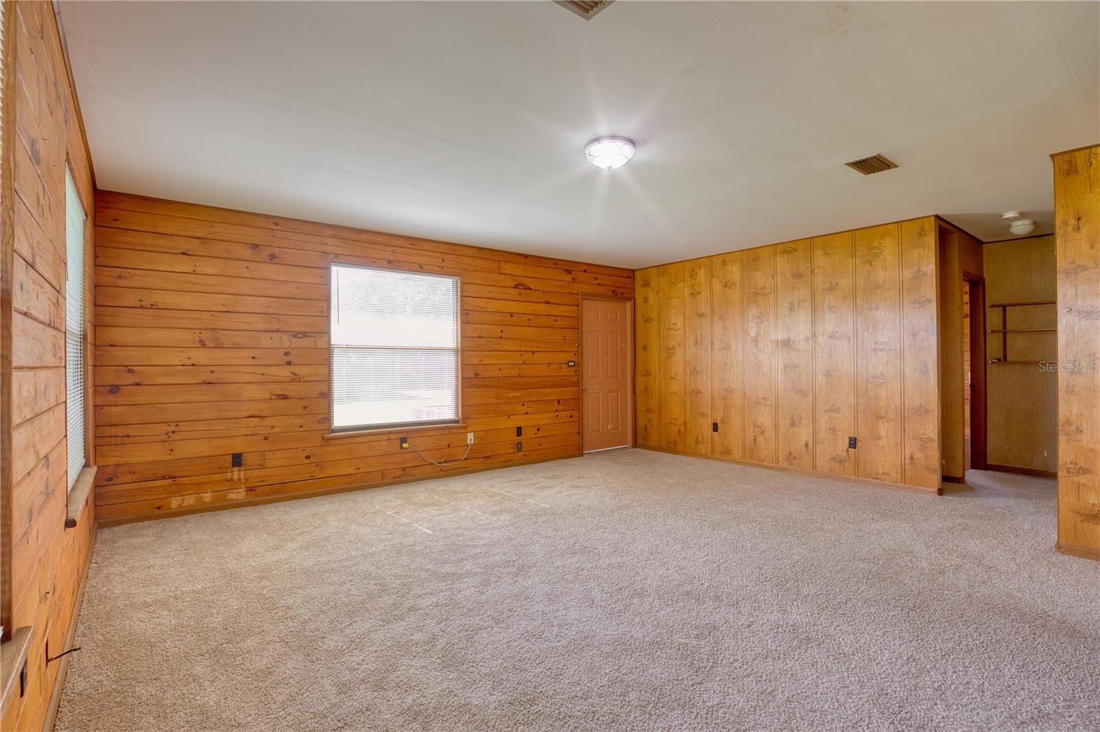 Image 5 of 22 For 1674 Orange Lane