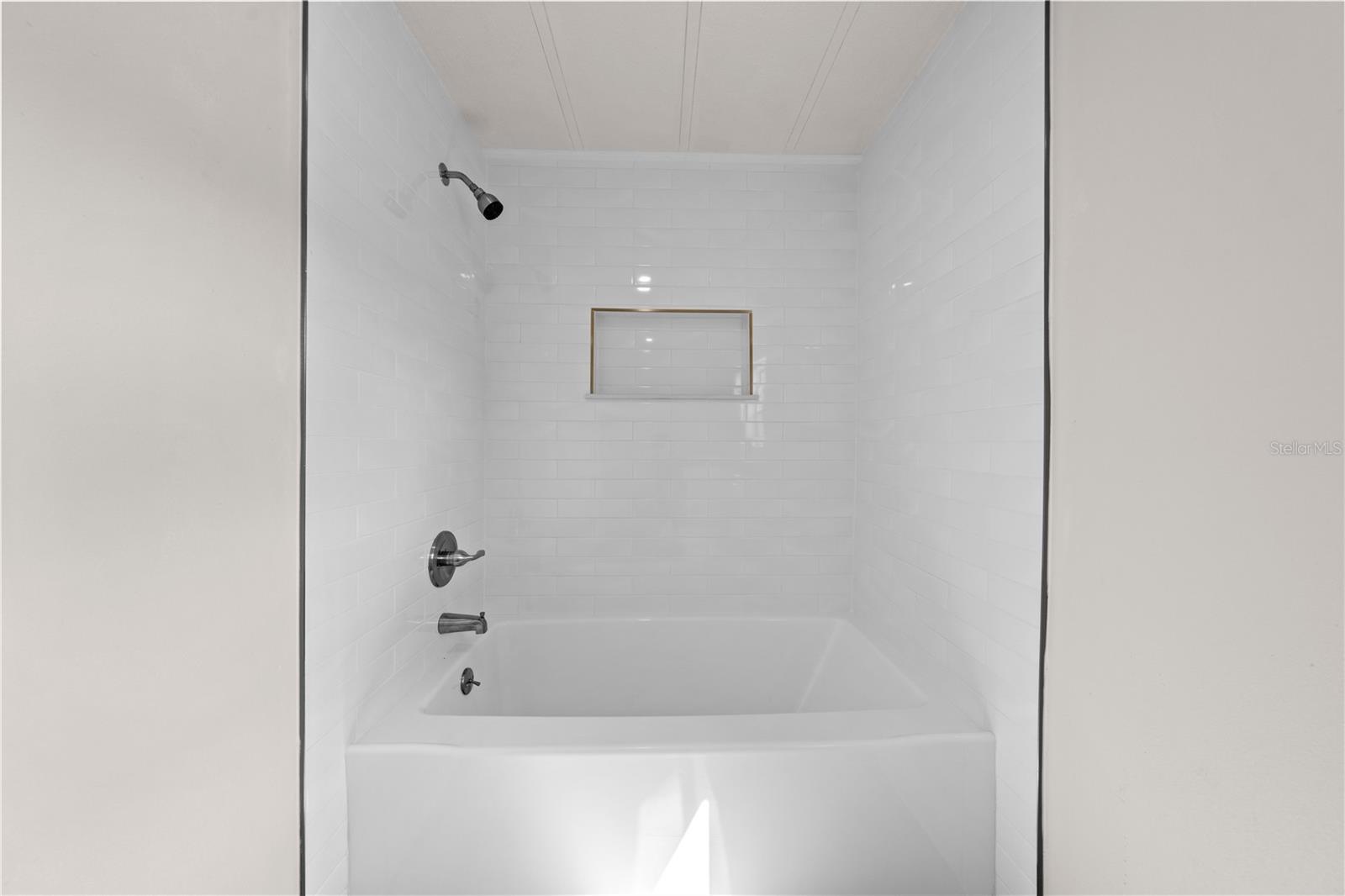 Image 16 of 34 For 3315 Rambler Avenue