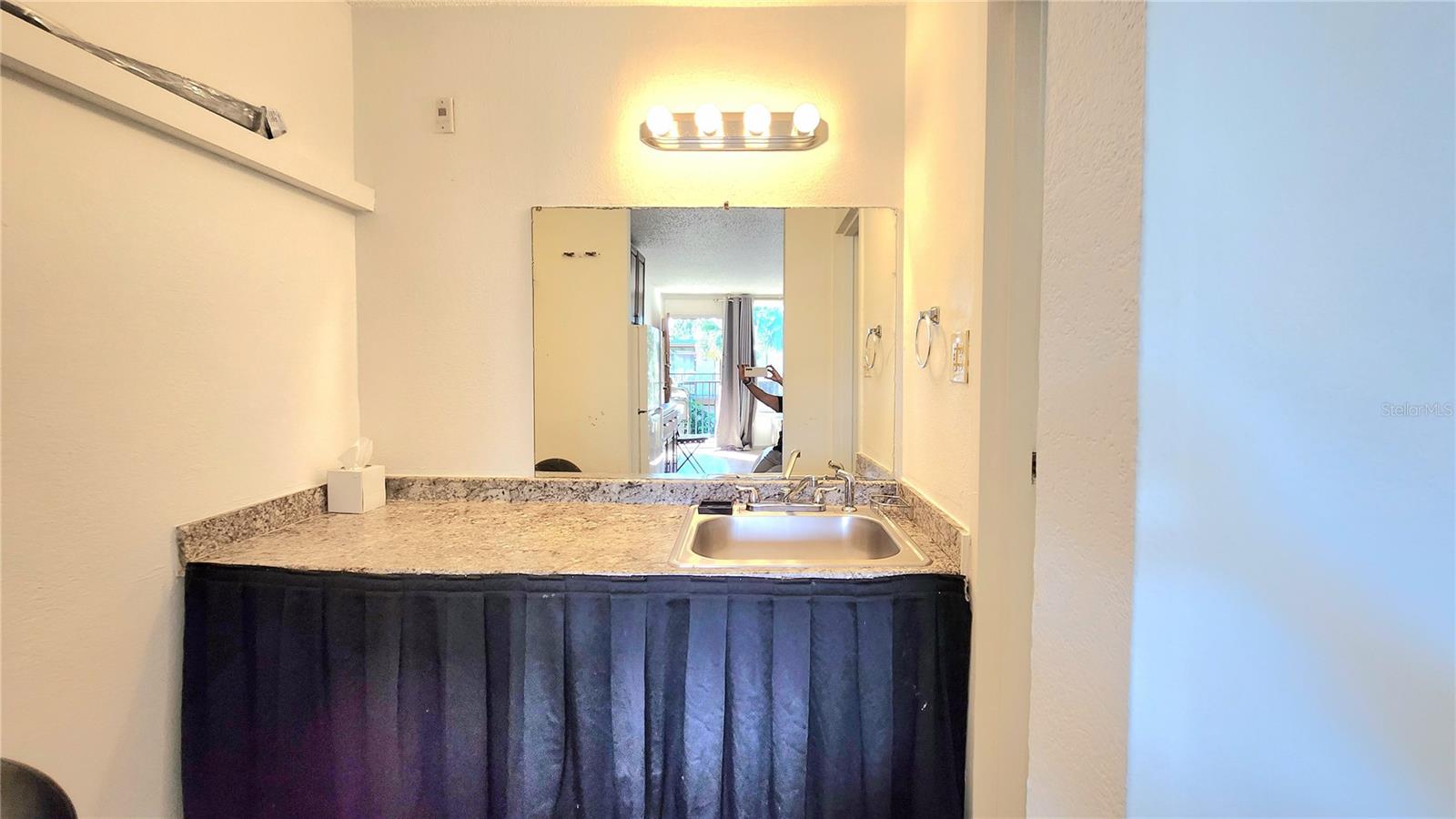 Image 10 of 29 For 7900 Orange Blossom Trail 2058