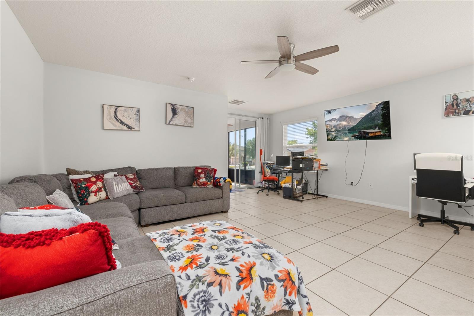 Image 15 of 47 For 6018 Fallglow Lane