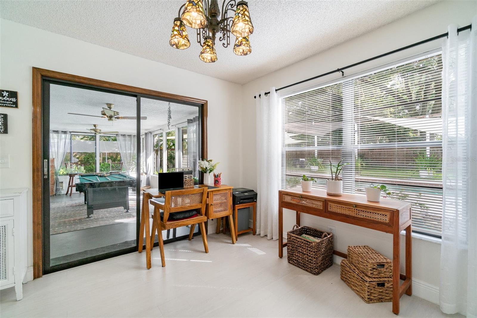 Image 15 of 30 For 1465 Grandview Boulevard