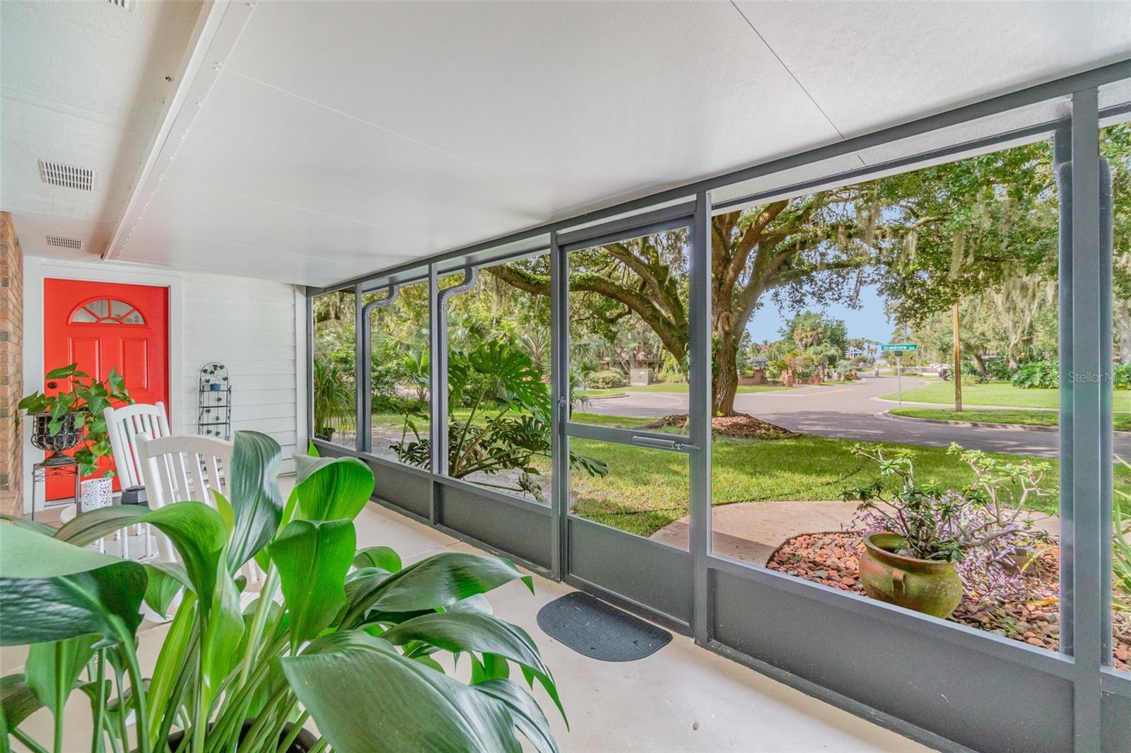 Image 19 of 30 For 1465 Grandview Boulevard