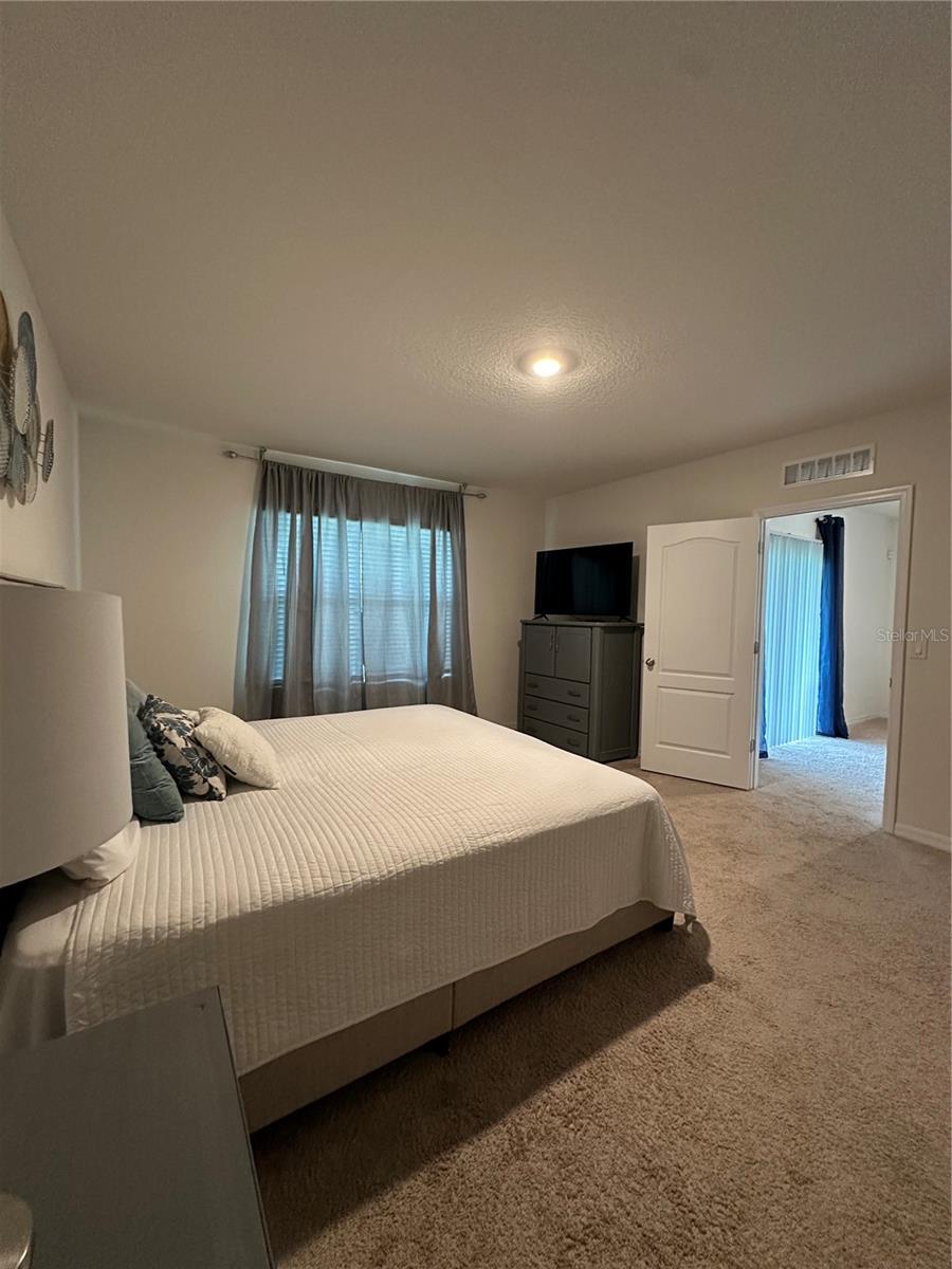 Image 18 of 22 For 1989 Egret Meadows Avenue