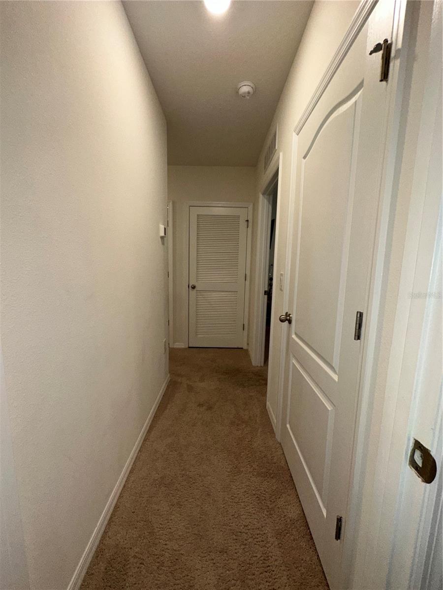 Image 19 of 22 For 1989 Egret Meadows Avenue