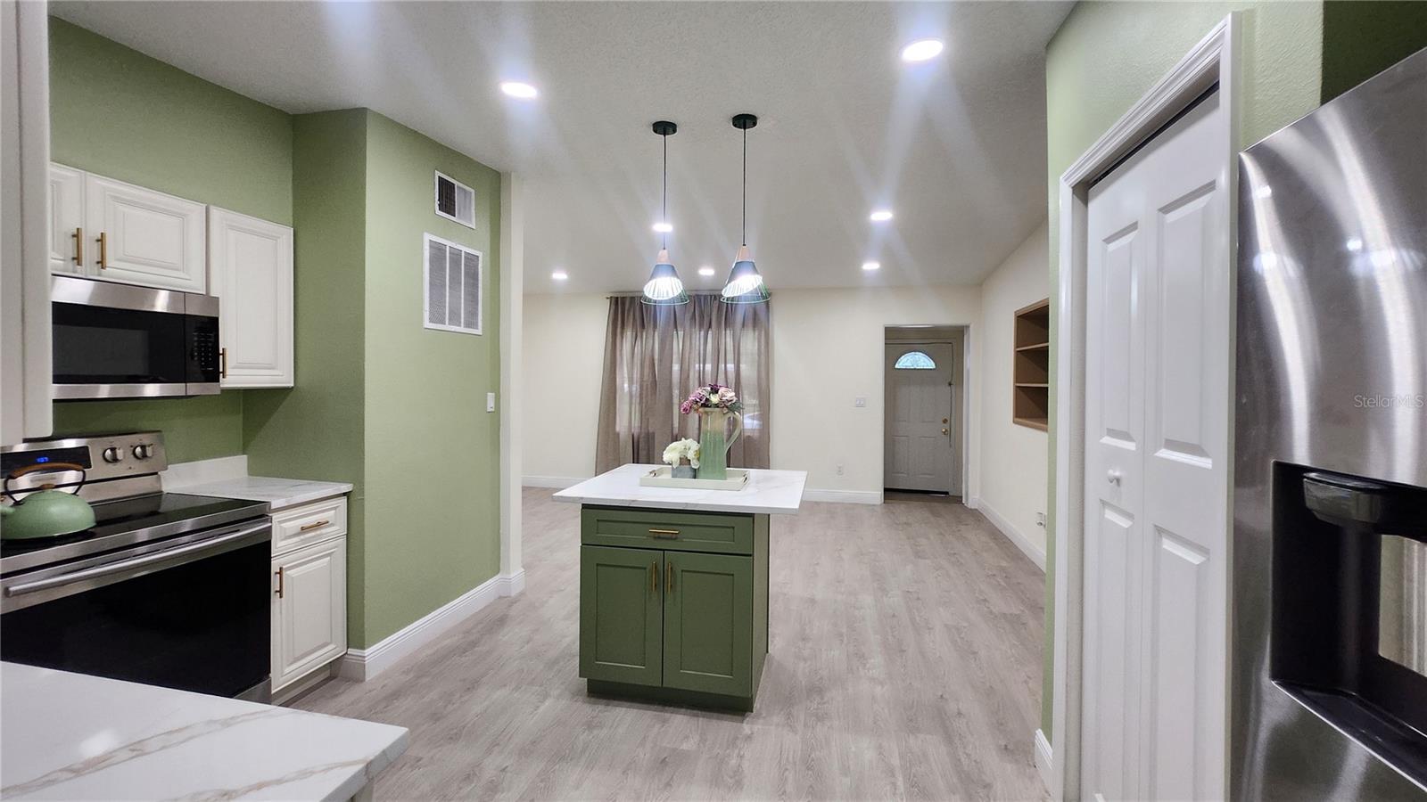 Image 5 of 33 For 1711 37th Street