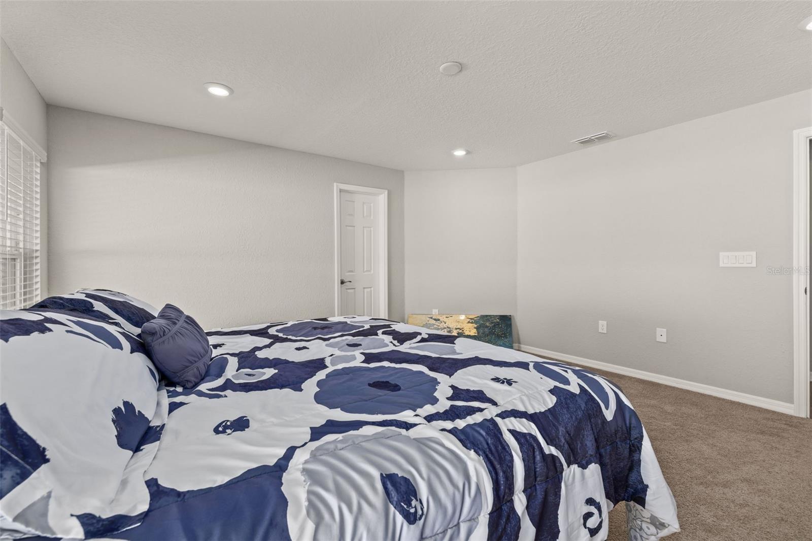 Image 36 of 64 For 1750 Daystar Drive