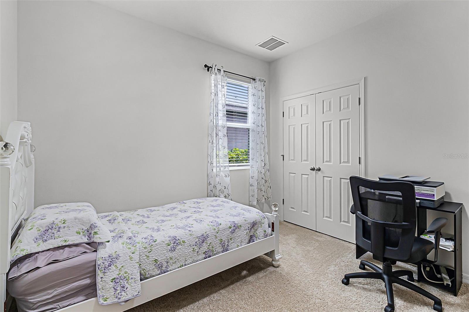 Image 21 of 39 For 2193 Capital Drive Se