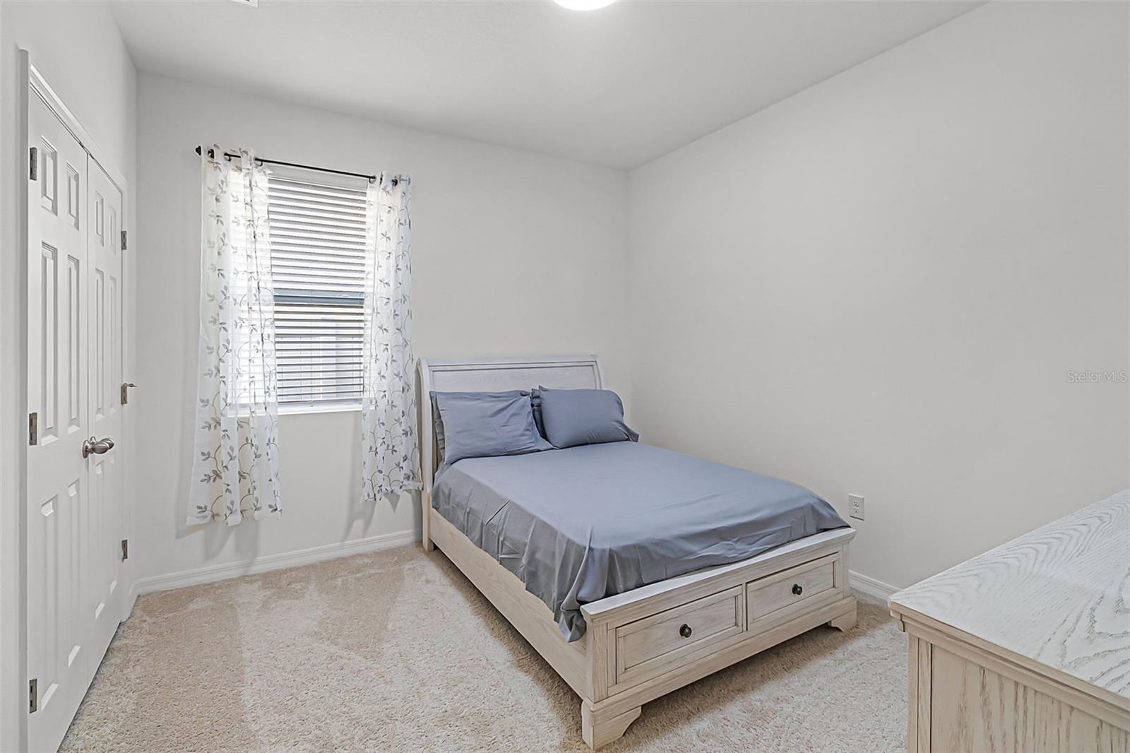 Image 22 of 39 For 2193 Capital Drive Se