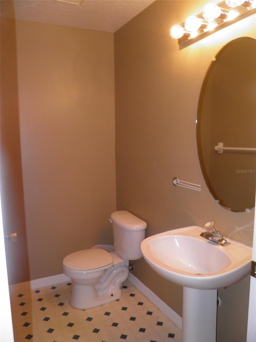 Image 10 of 13 For 1671 Anorada Boulevard