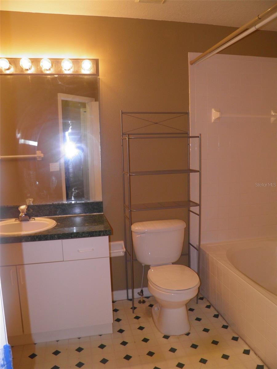 Image 12 of 13 For 1671 Anorada Boulevard