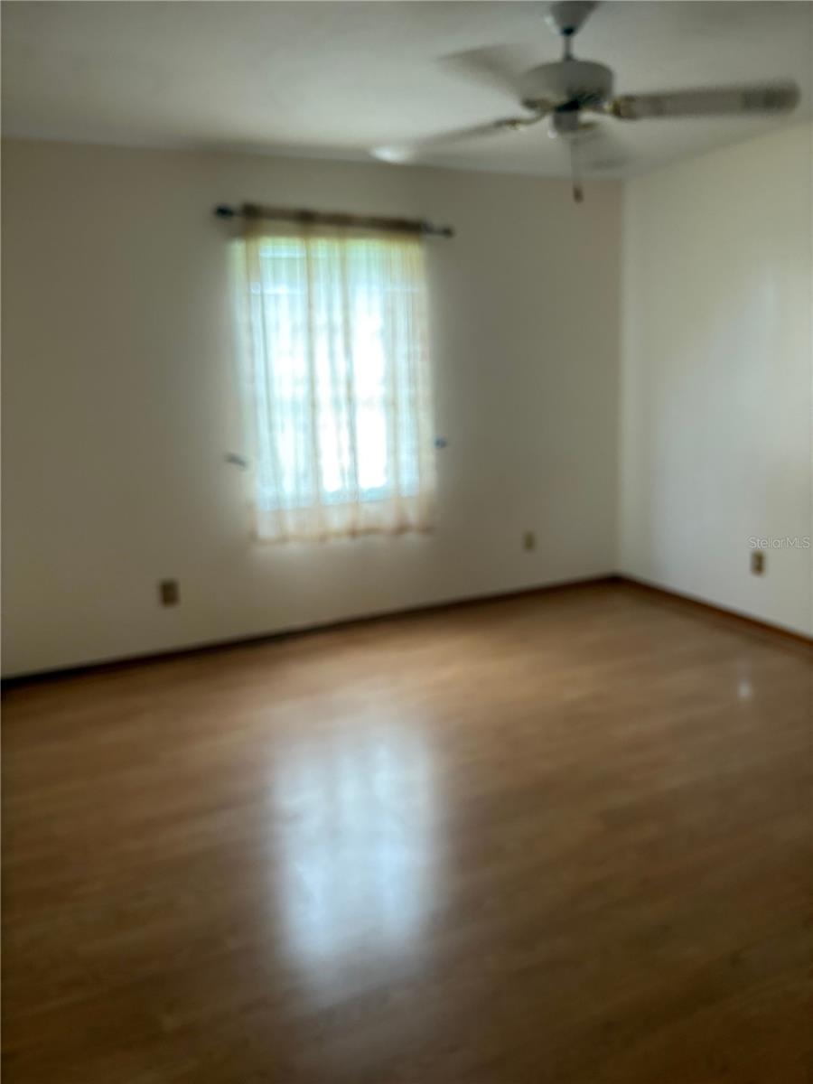 Image 16 of 44 For 1671 Anorada Boulevard