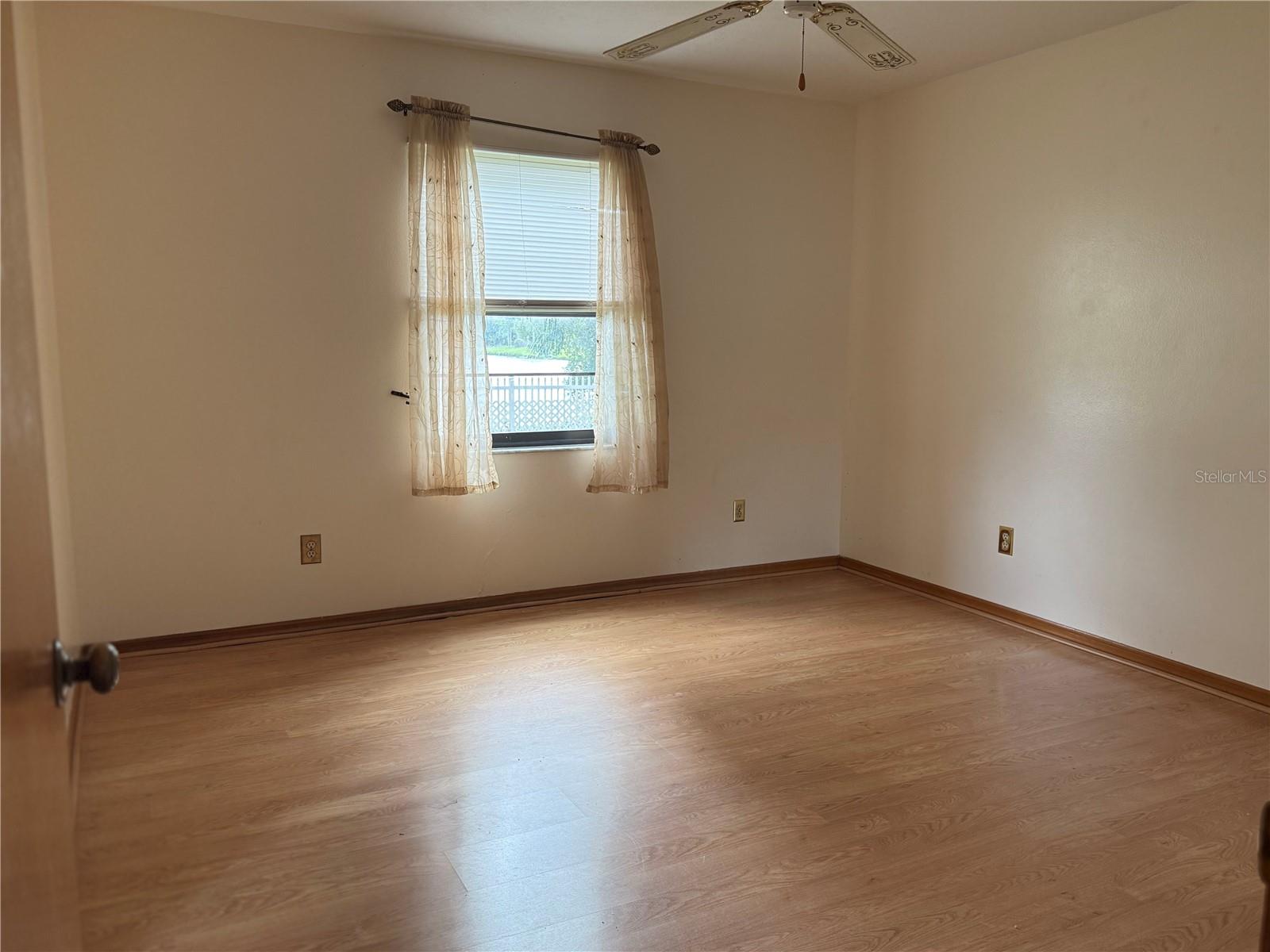 Image 26 of 44 For 1671 Anorada Boulevard