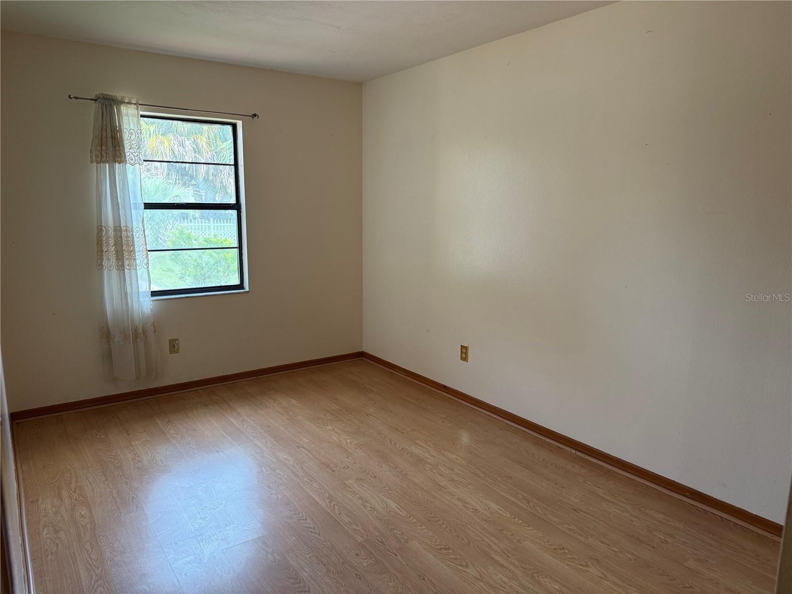 Image 27 of 44 For 1671 Anorada Boulevard