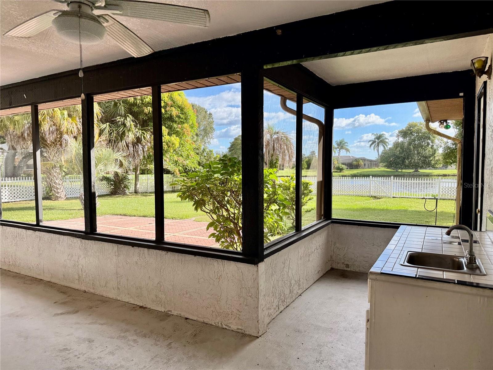 Image 33 of 44 For 1671 Anorada Boulevard