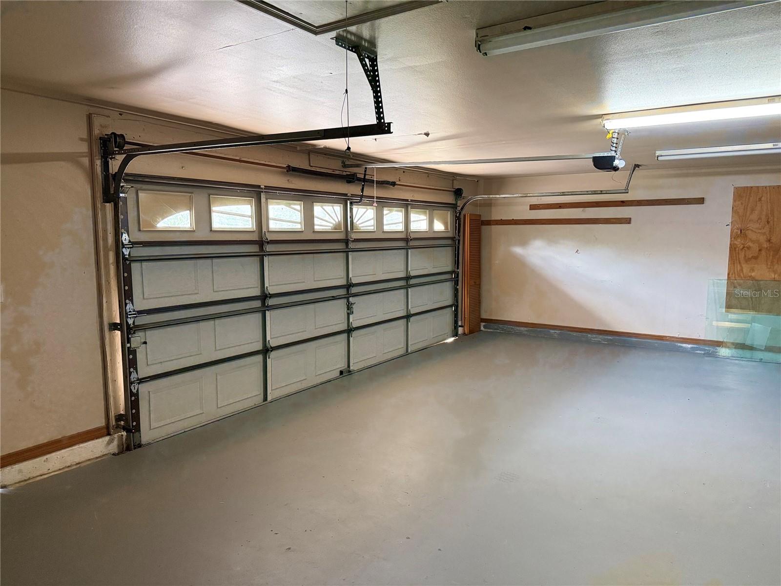 Image 35 of 44 For 1671 Anorada Boulevard