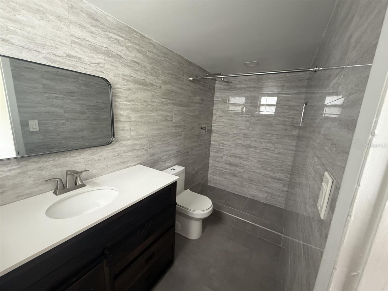 Image 12 of 16 For 1601 191st Street B205