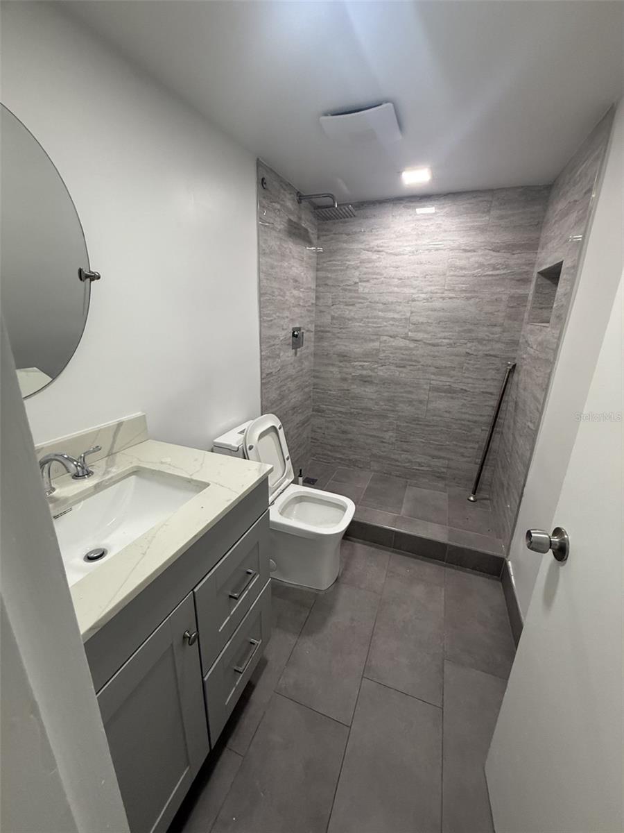Image 13 of 16 For 1601 191st Street B205