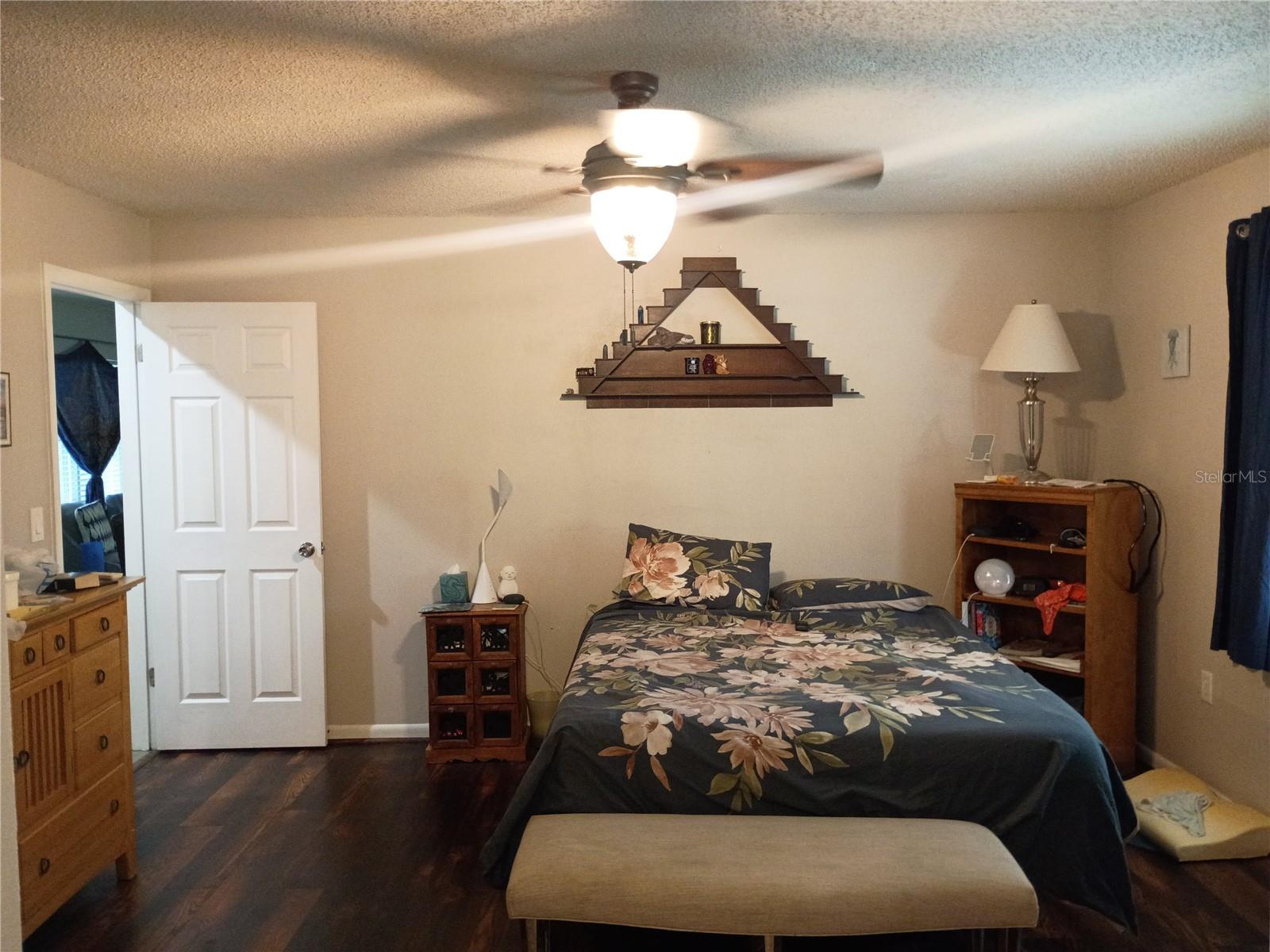 Image 16 of 38 For 262 Clara Vista Street