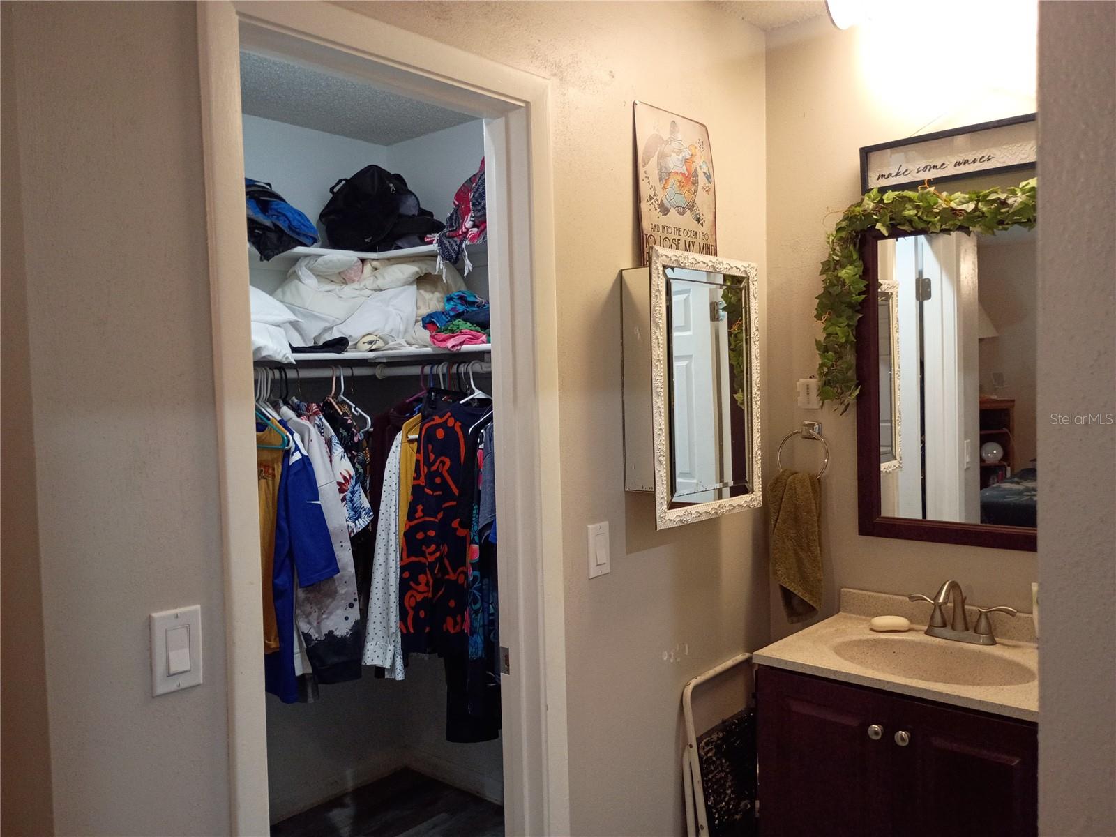 Image 18 of 38 For 262 Clara Vista Street