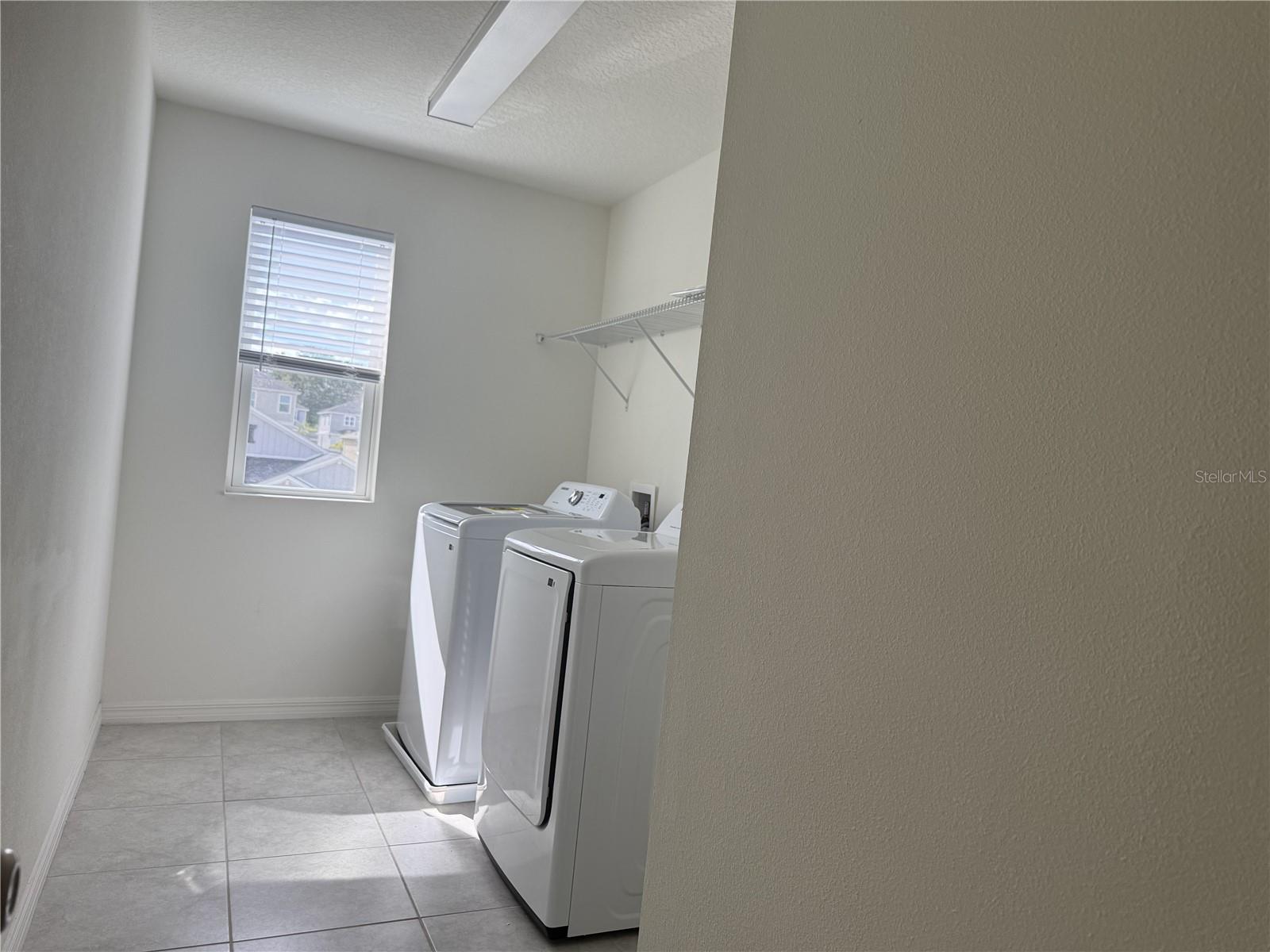 Image 3 of 13 For 911 Alvanley Court