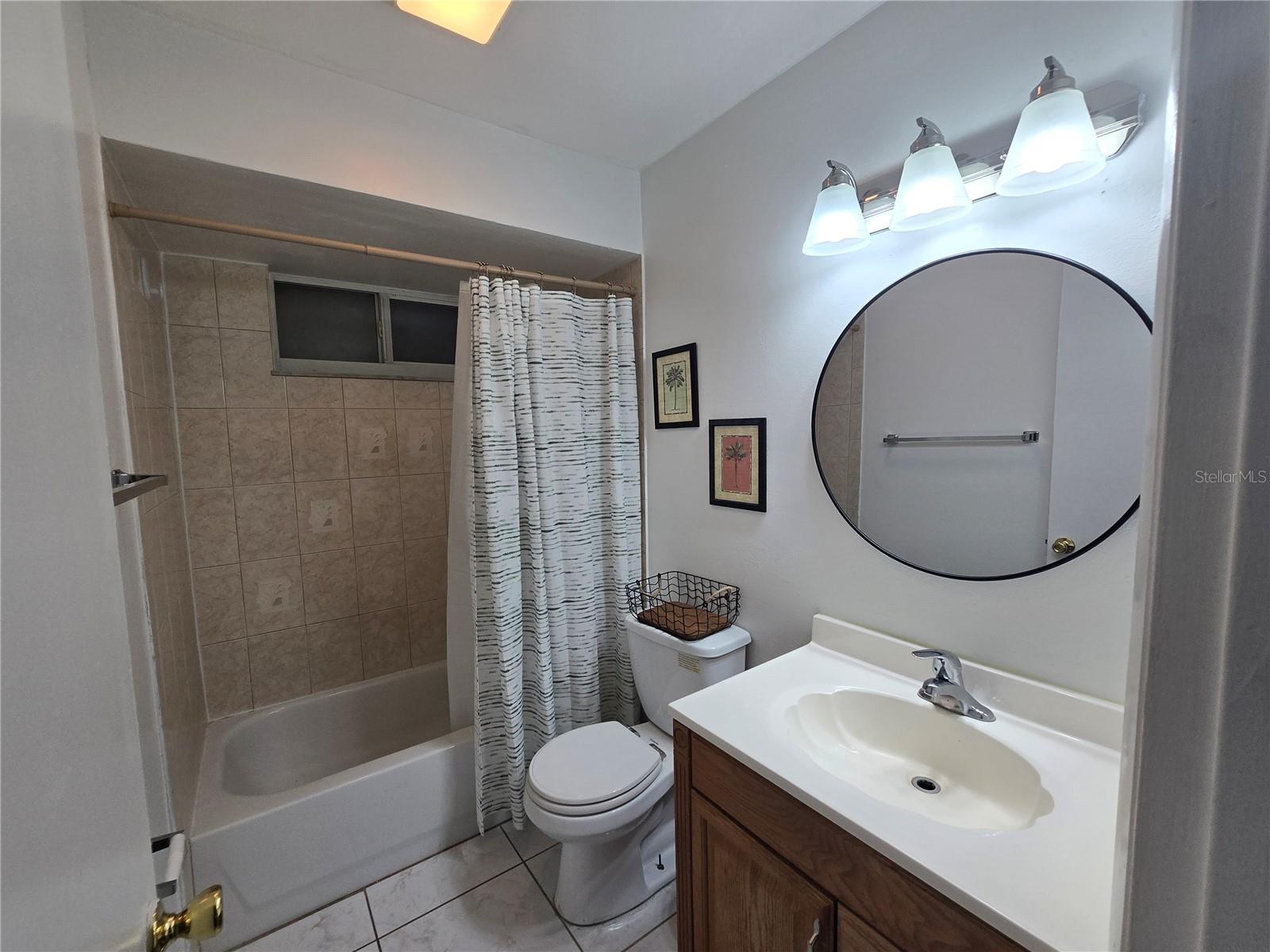 Image 9 of 18 For 773 Birchwood Circle